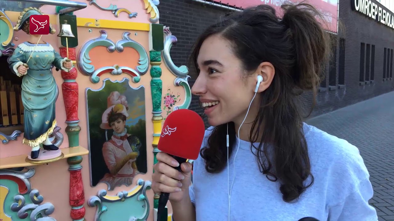 Orgeljongen Zico speelt Justin Bieber