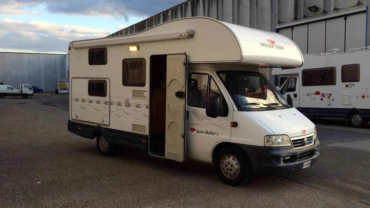 Roller Team Autoroller 3 Camper Mansardato con letti a castello trasversali usato