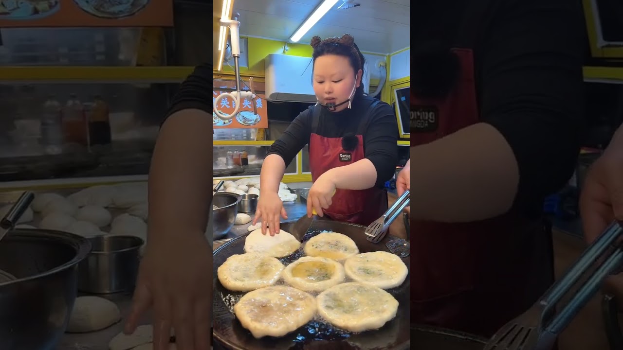 Make Money Selling Scallion Pancakes at a Street Stall!