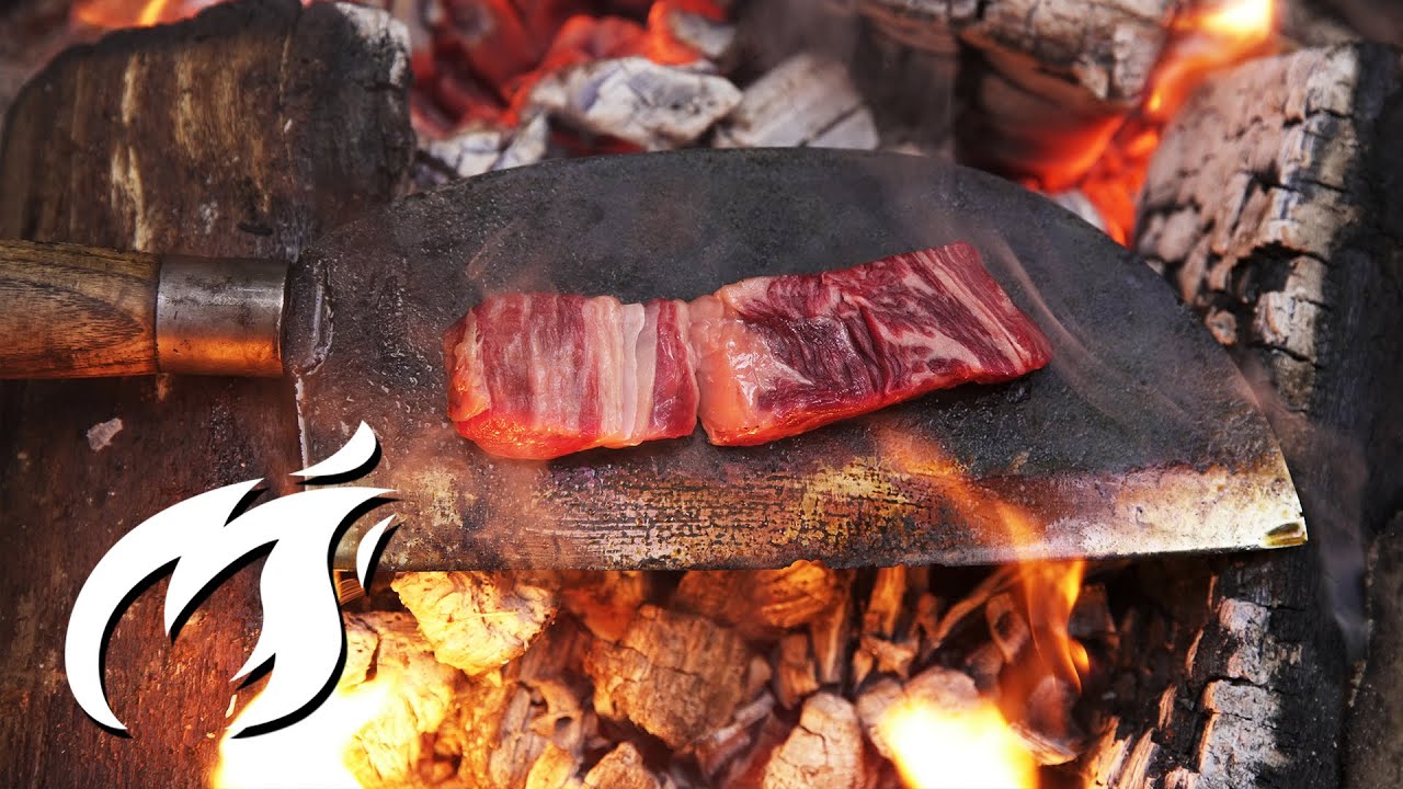 Wie du auf einem brennenden Messer ein Premium Steak grillst! Fire Kitchen ASMR 🔥🔥🔥