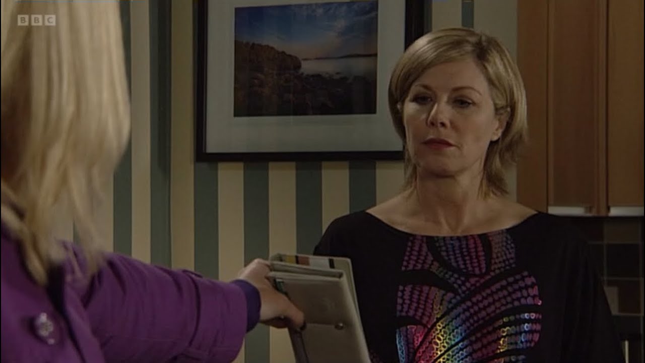 Eastenders Stacey brings Becca back to their house as Ronnie shows Glenda a picture of Danielle