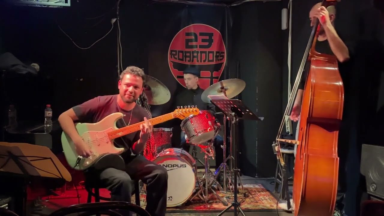 My ideal - Alejandro Latinez trio