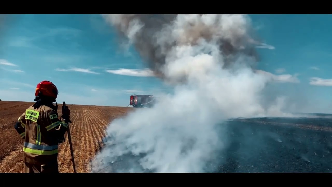 Ogromny pożar ścierniska i kombajnu!