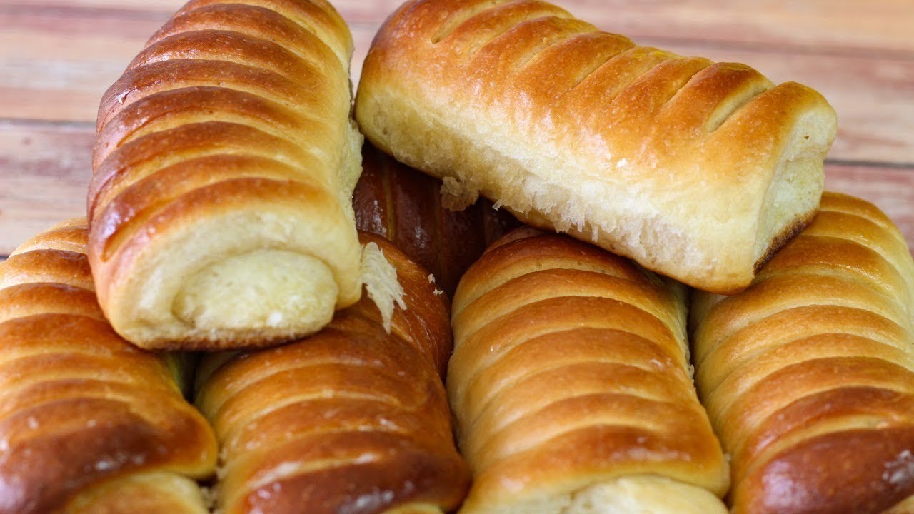 SEMI-PUFF PASTRY SWEET BREAD WITH FILLING – CHEF LÉO OLIVEIRA