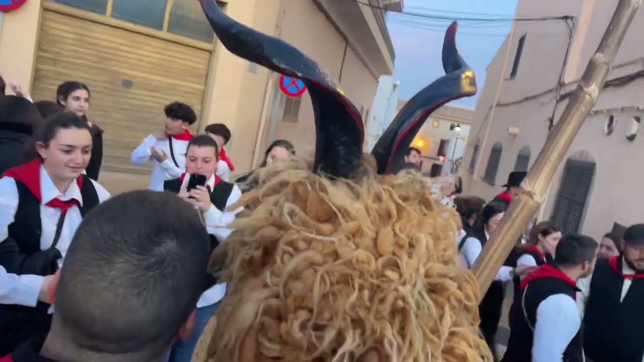 Corregudes dels dimonis 👹 Capdepera 🔥 Sant Antoni 2023