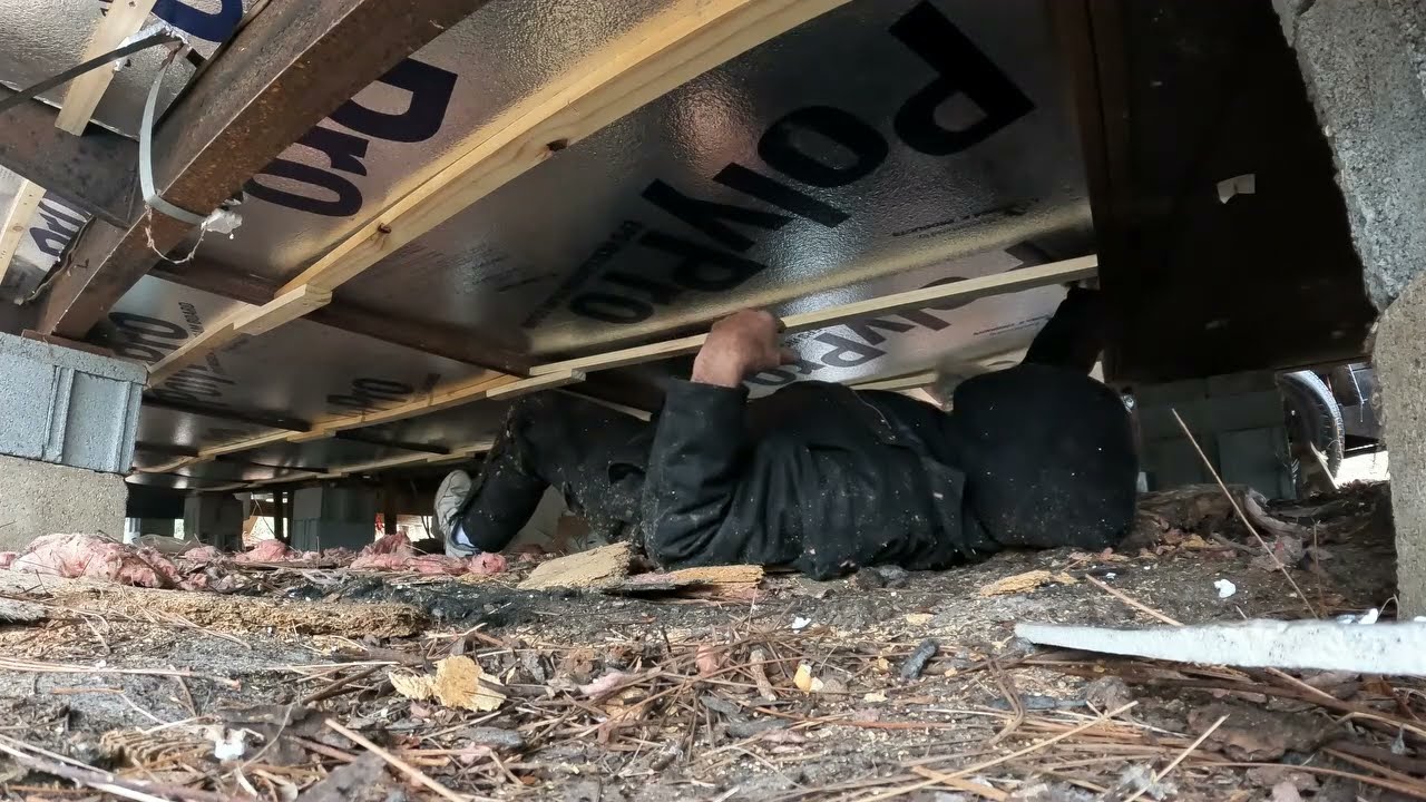 Mobile Home Under bellies on a trailer