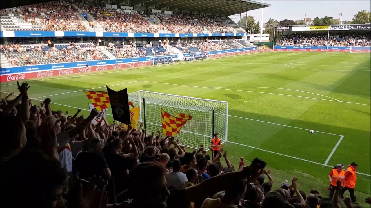 KV Mechelen Fans take over Den Dreef | OHL-KVM 1-1