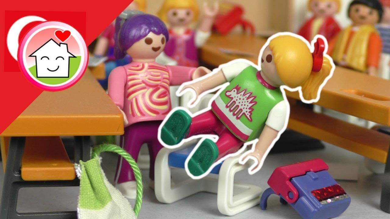 Playmobil T&uuml;rk&ccedil;e Hauser Ailesi - Okulun İlk G&uuml;n&uuml;nde S&uuml;rpriz - &Ccedil;ocuk filmi