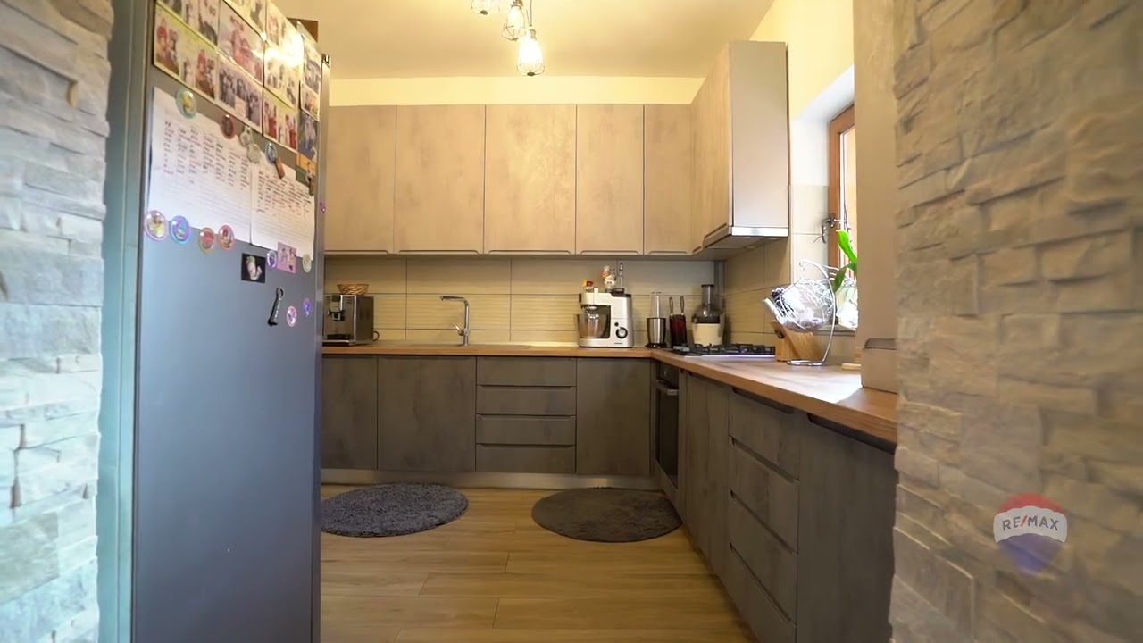 Vanzare - Casa renovata în zona Brasovul Vechi pe str Sitei!