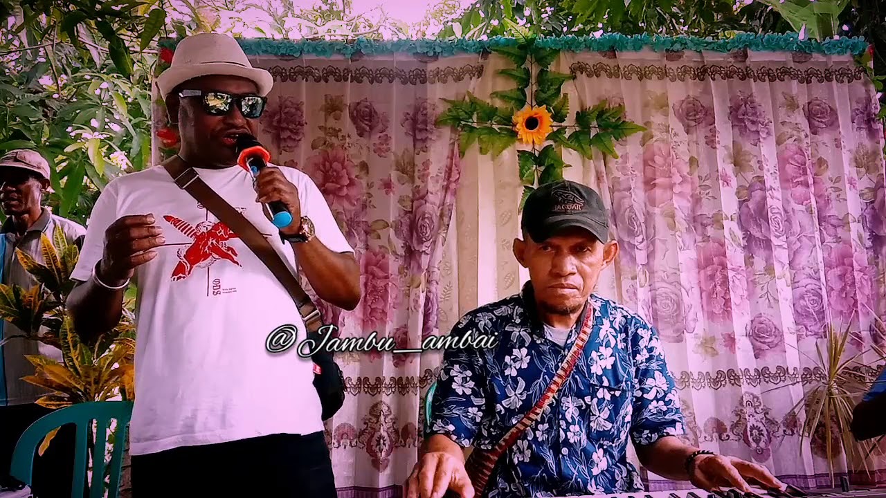 Day Pu Cinta Tinggi Gunung Pakimi, Cover Edgar Aronggear