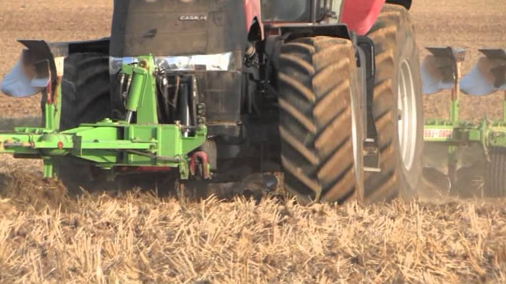 Case IH Magnum & Laforge Front hitch with DynaContour