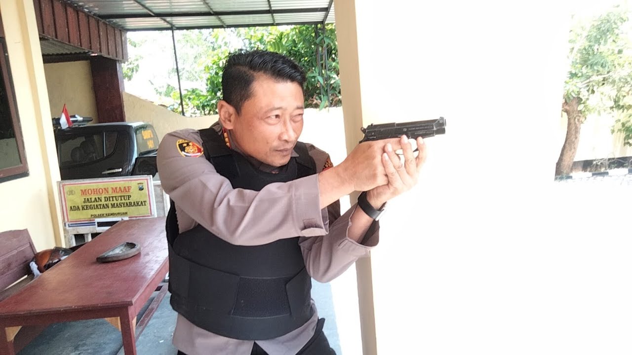Antisipasi Serangan Mako, Polsek Kenduruan Polres Tuban Gelar Simulasi Pengamanan Mako