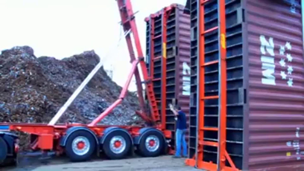 Carga de chatarra en contenedores   Alemania