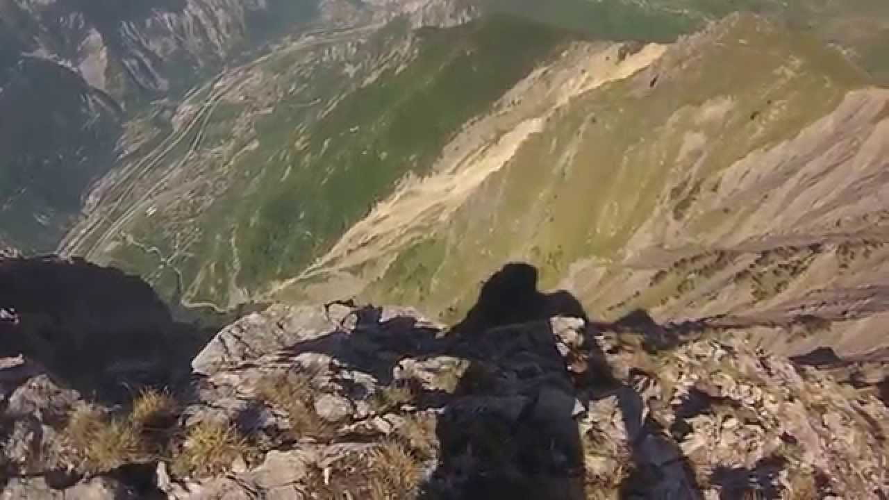 BASE JUMP Tout ça… pour ça! 41 secondes de Glisse