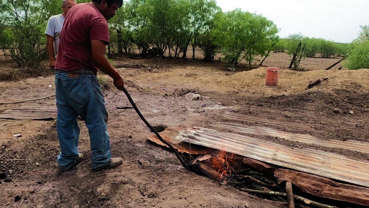 Como hacer carb&oacute;n en un rancho (PARA ASAR CARNES)