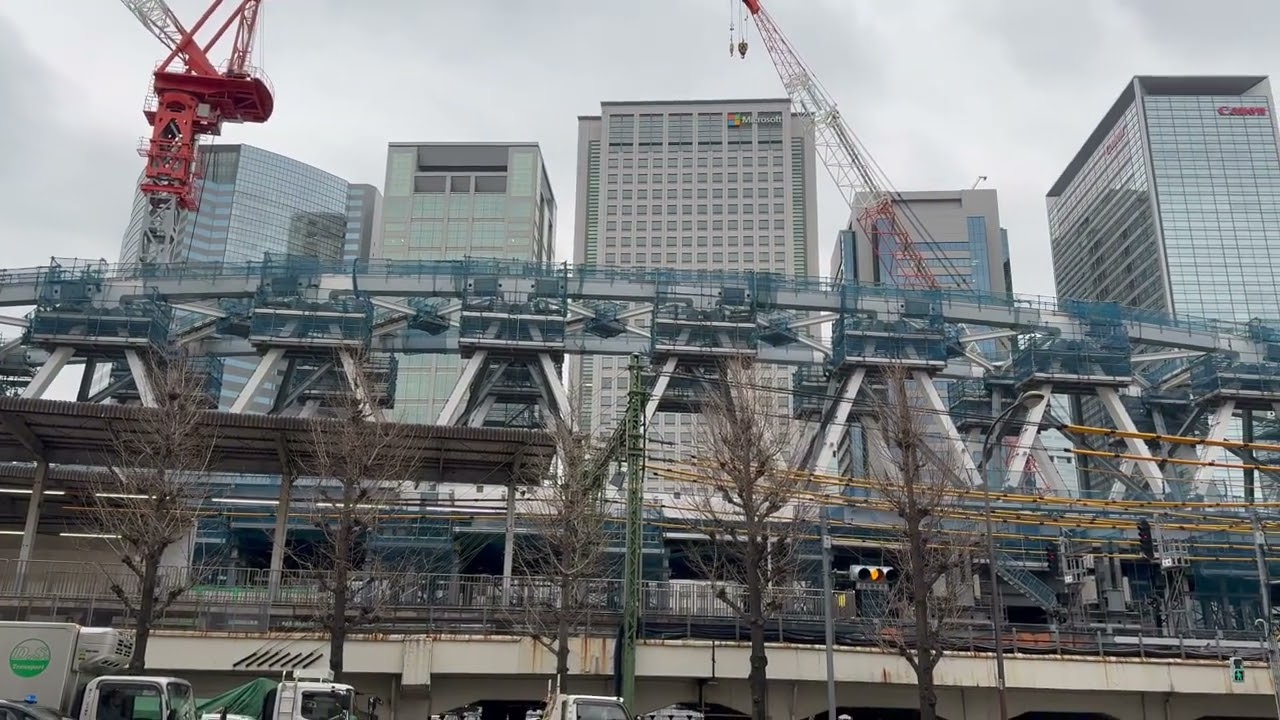 「京浜急行本線（泉岳寺駅～新馬場駅間）連続立体交差事業」の様子 2025年3月8日撮影