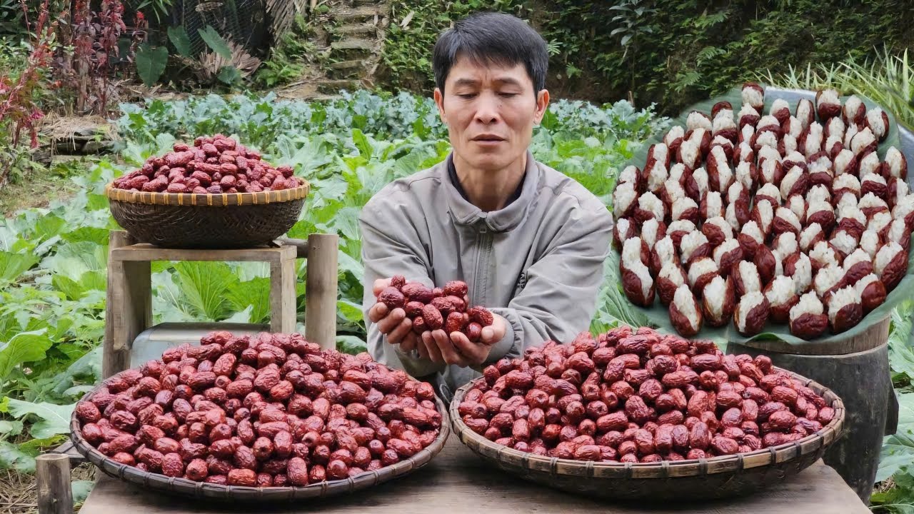 A Special Ingredient &ndash; Dried Red Dates in Traditional Sticky Rice & Bone Stew