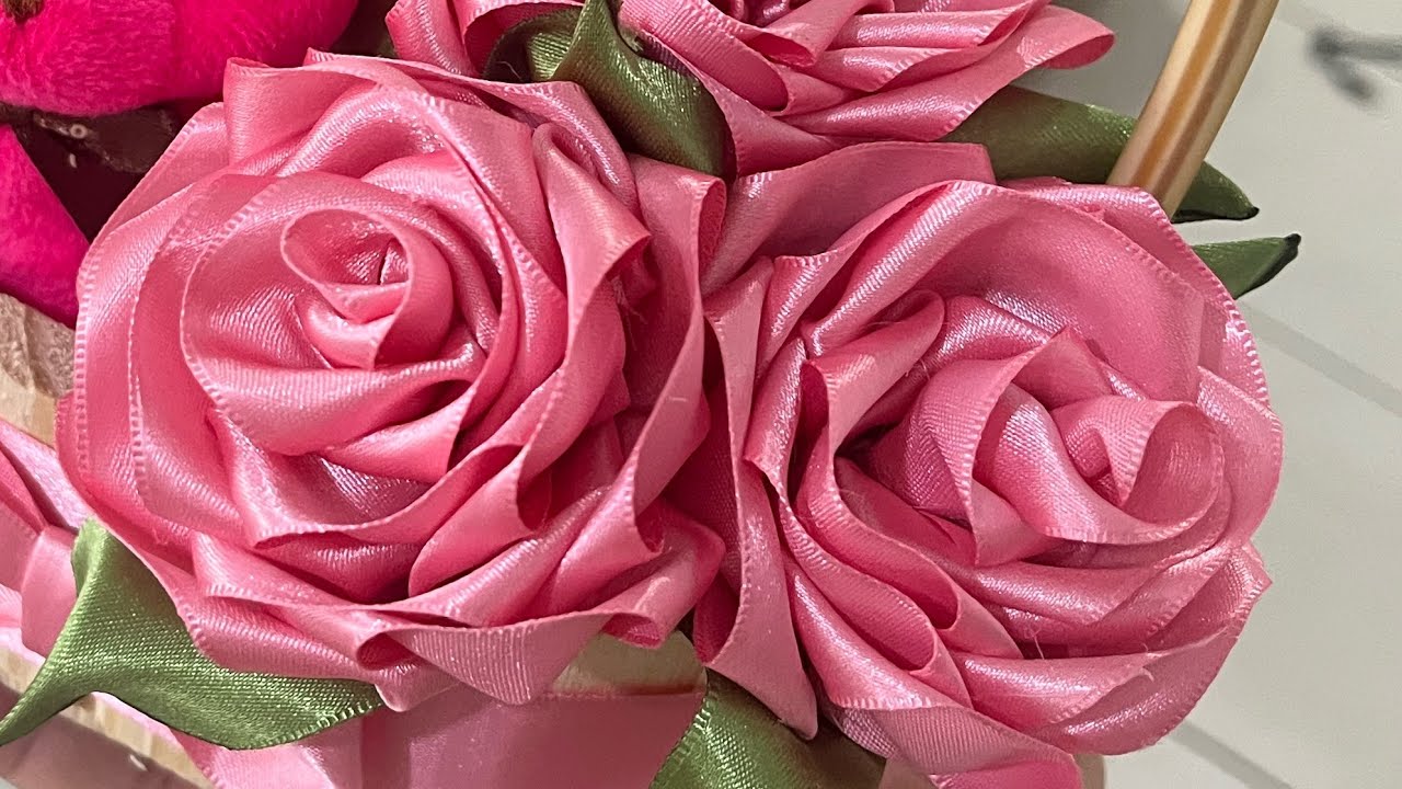 Rosa de Cetim Passo a Passo