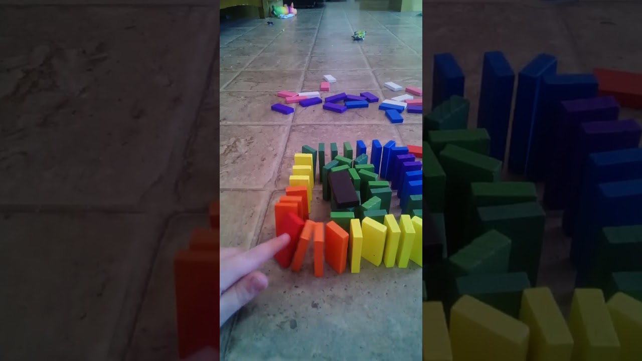 Rainbow House domino chain 🏫
