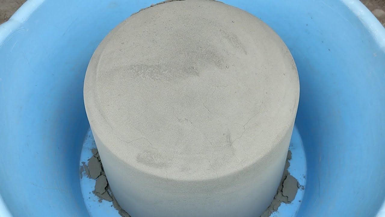 ASMR: new vid/soft dusty snappy pure cement huge bucket crumble+scraping+rubbing&sifting/🤤