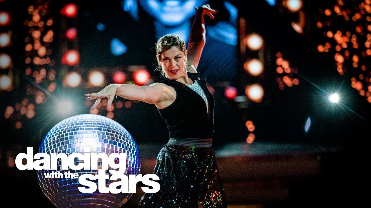 Fay steelt de show in de Broadway Jazz van Kelly en Andrei