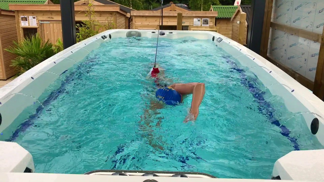 Club swimmer in our ATV 17 Kona Swim Spa Front Crawl