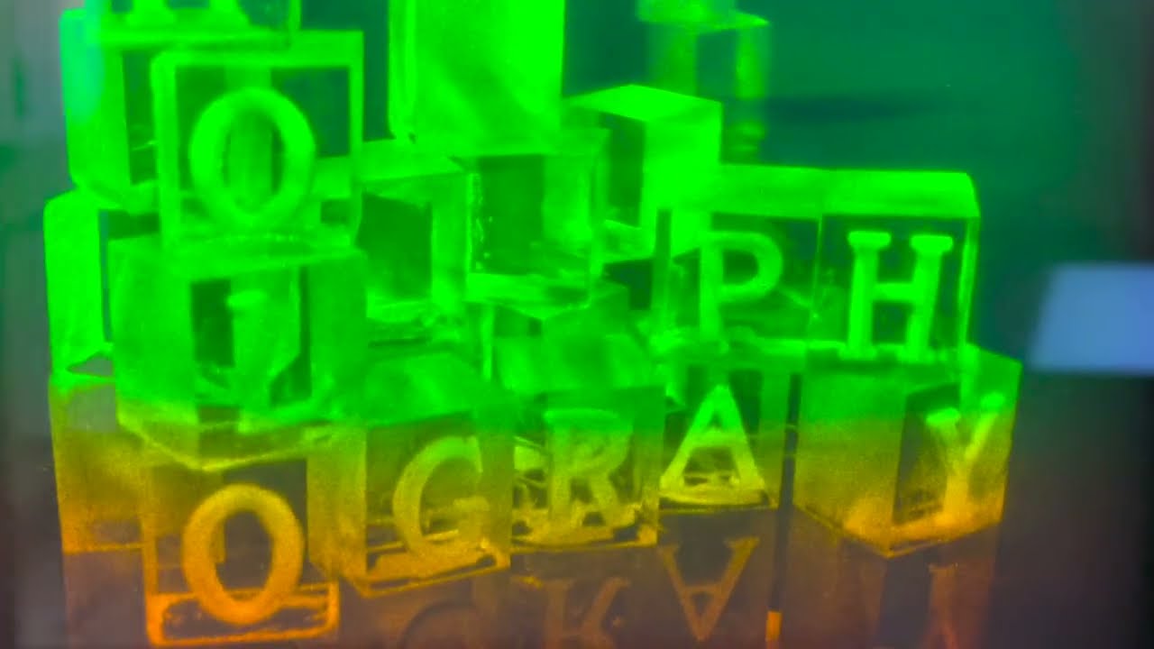 Holography Exhibits at MIT Museum