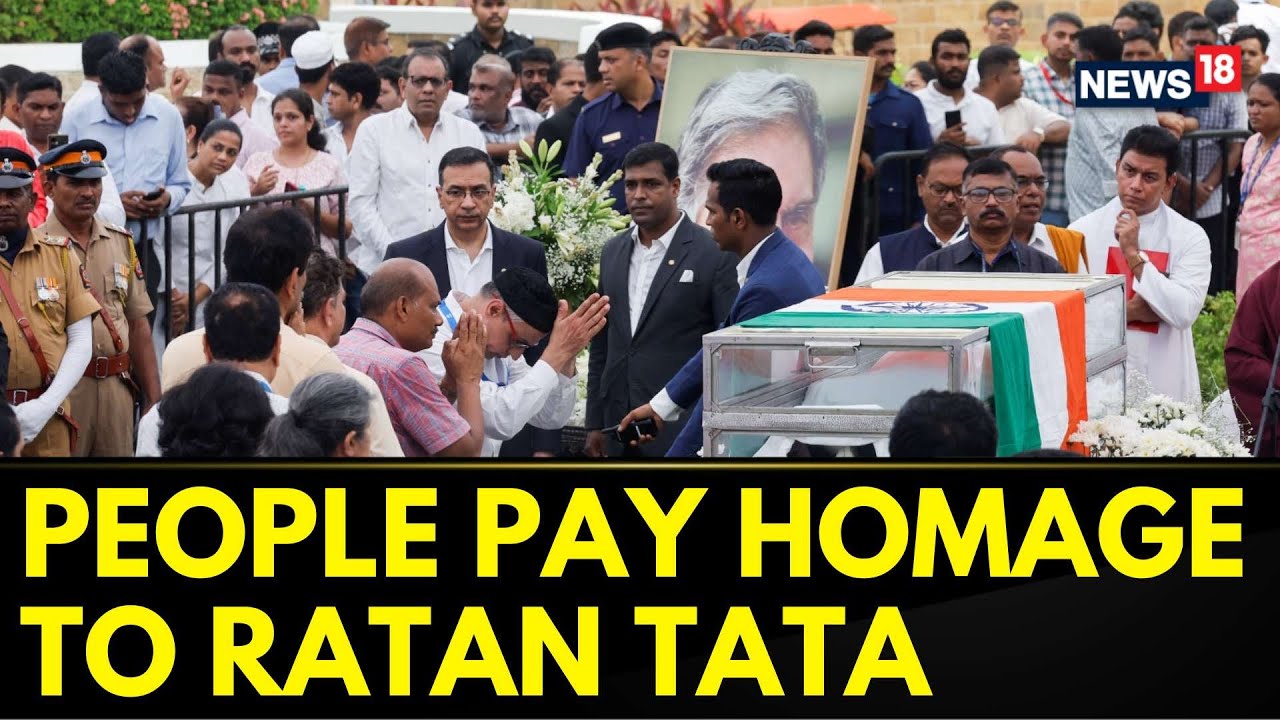 Ratan Tata News | Ratan Tata Death | People Pay Last Respects To Ratan Tata At NCPA Lawns | News18