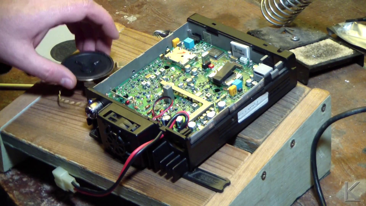 Ham Radio - Repair of an ICOM 2710 with intermittent power output