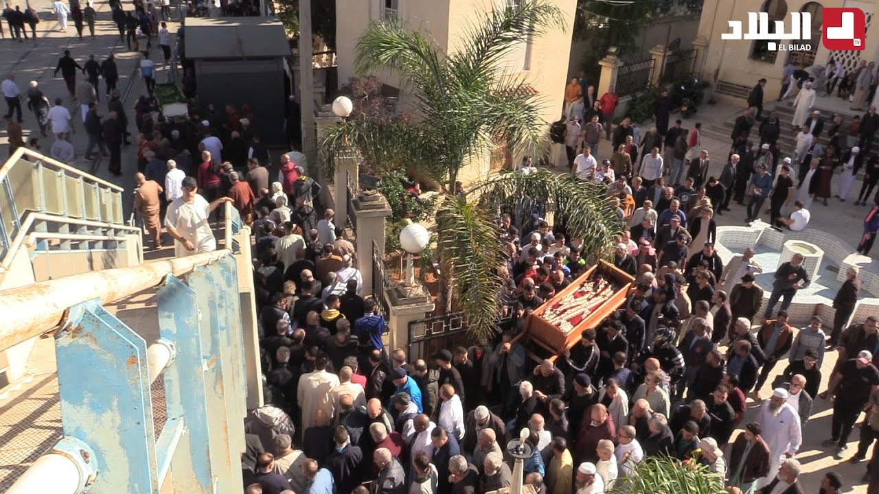 الرئيس السابق للفاف وإتحاد الحراش #محمد_العايب يوارى الثرى بمقبرة سيدي طيب بالحراش