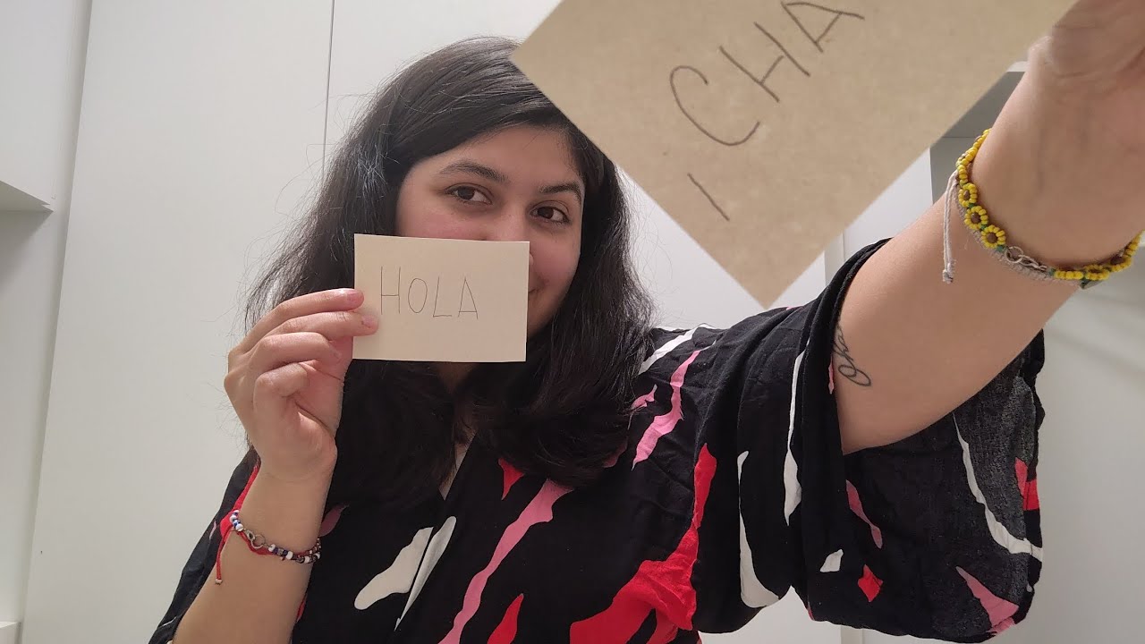 ASMR Spanish lesson - Teaching you spanish
