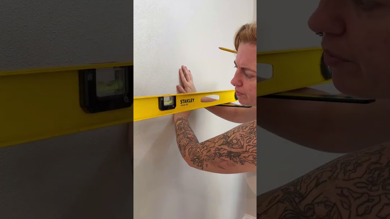 DIY Dining Room Shelves