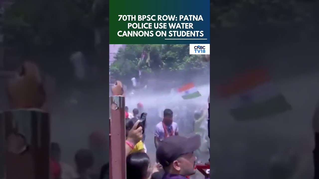 Patna Student Protest: Water Cannons Deployed As BPSC Agitation Escalates | N18S