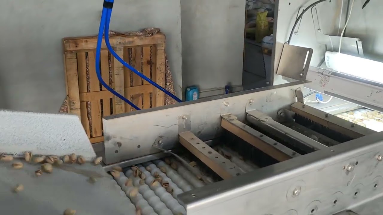 Antep / Siirt Fıstığı Açık Kapalı Ayrımı Yapan Makinamız