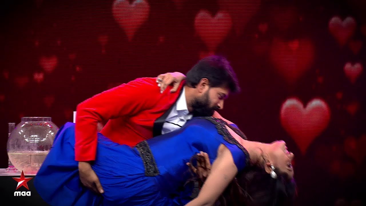 Who's the Master of Romance ?? Jani Master or Harsha ?? 😀😀  #NeethoneDance ..Sat & Sun at 9 PM #OPPO