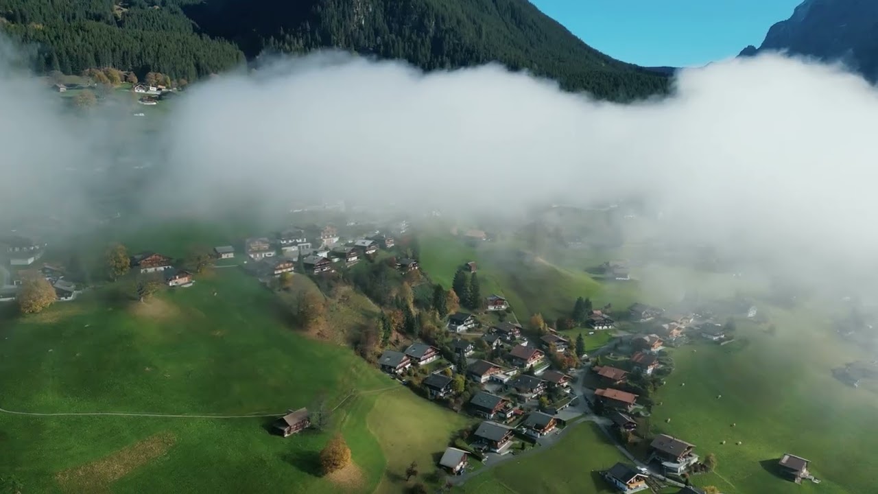 Grindelwald 4K: Flying Above the Clouds 🇨🇭