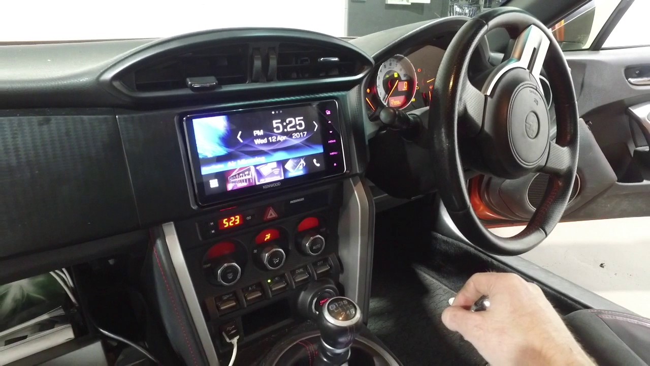 Kenwood DDX917WS Review Now With Wireless Mirroring
