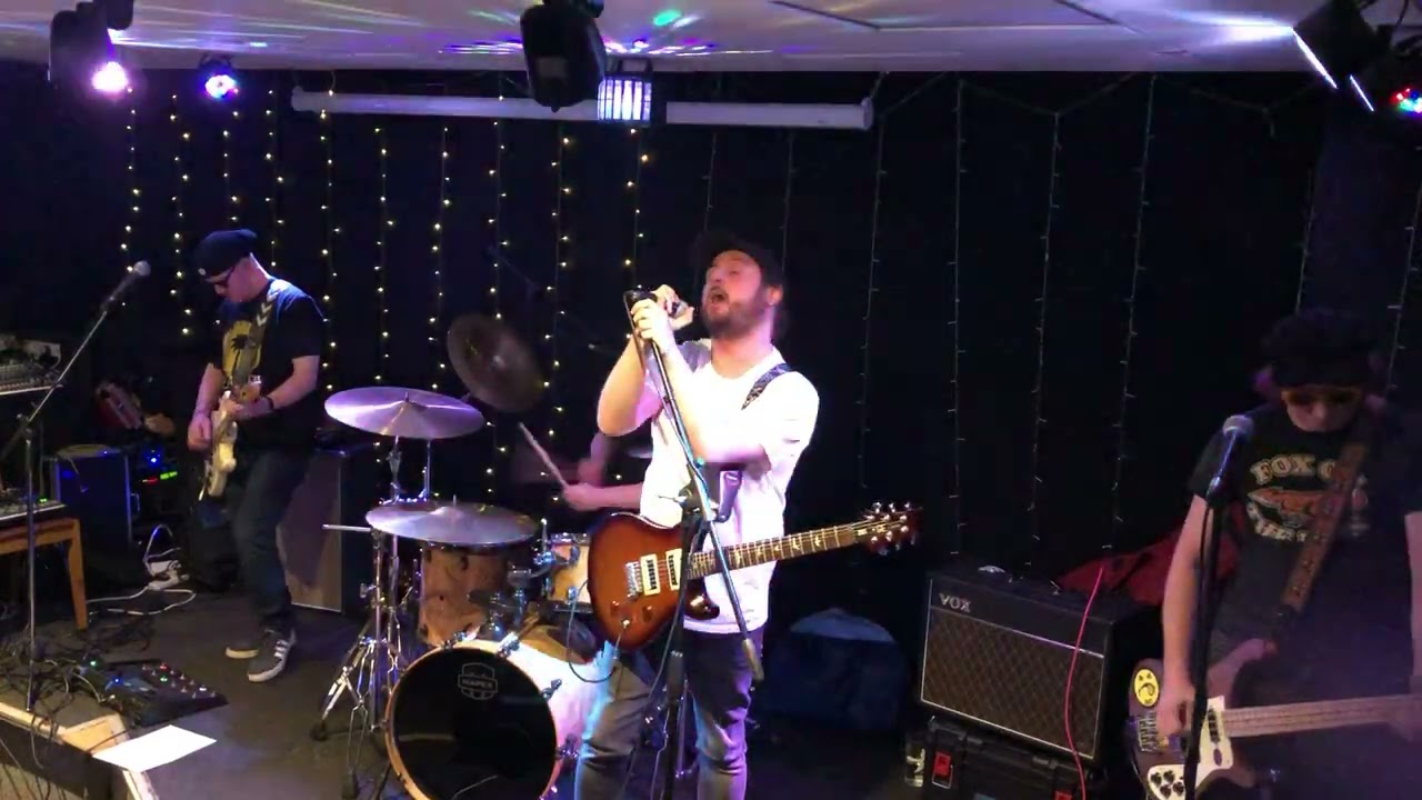 Jonny and The Radars at The Ashton Jubilee Club 6/2/26 ( Radar Love )