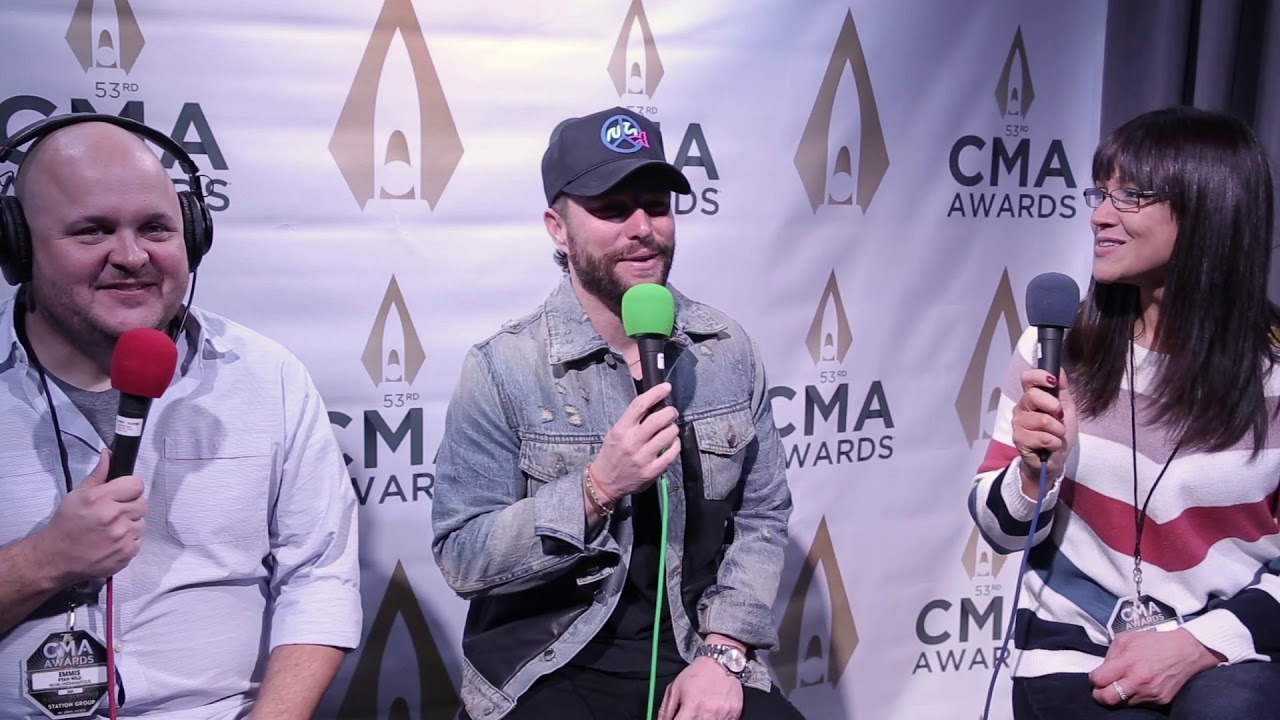 Chris Lane talks being married and more