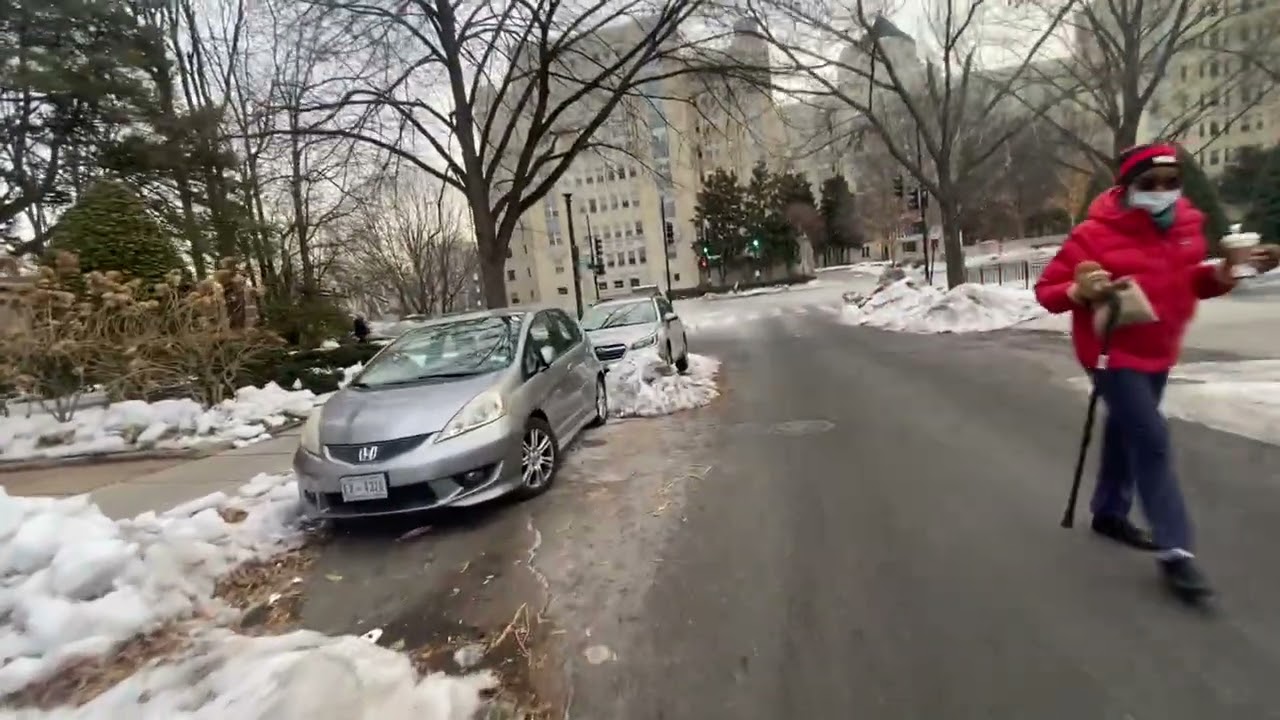 #cars  still stuck on the ice almost 2 weeks@ArlendaTV 