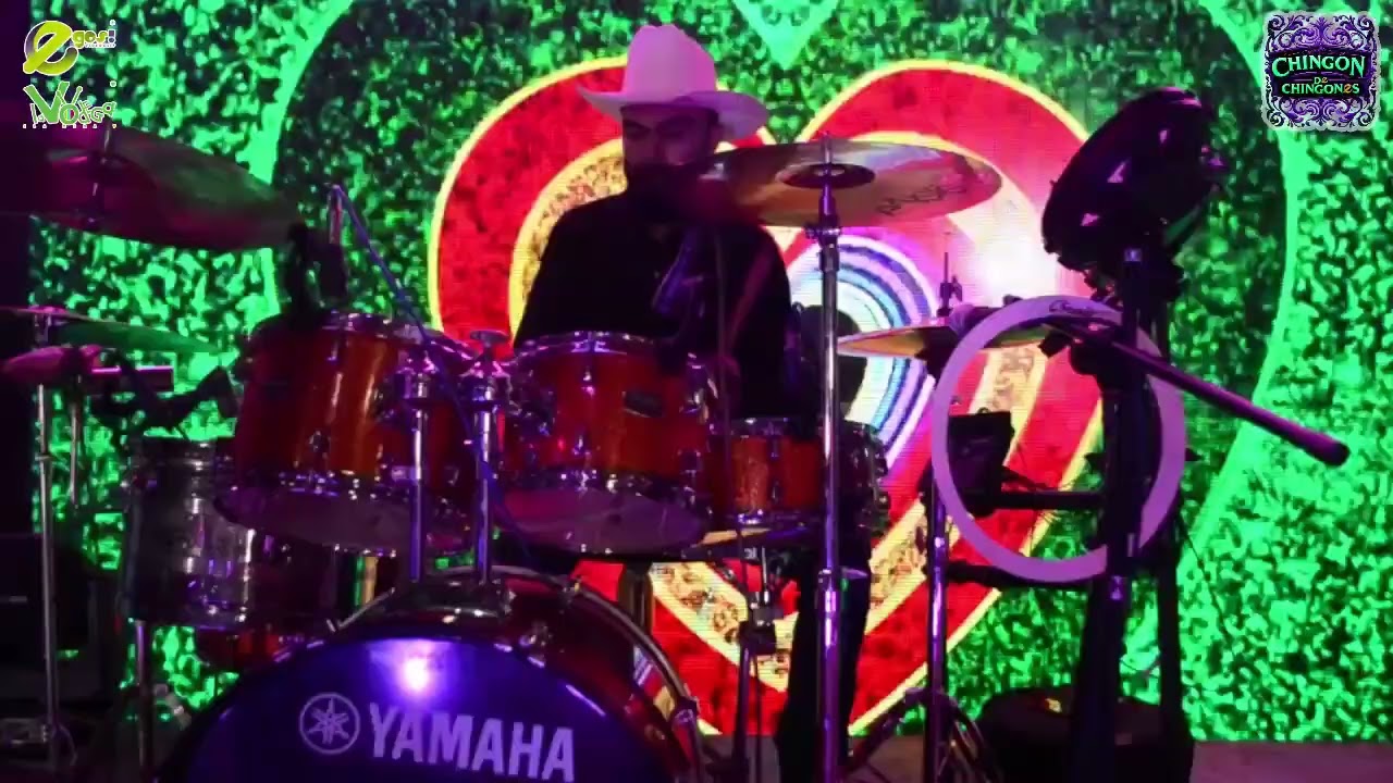 Grupo Vestigio-Llevame en tu viaje (en vivo)