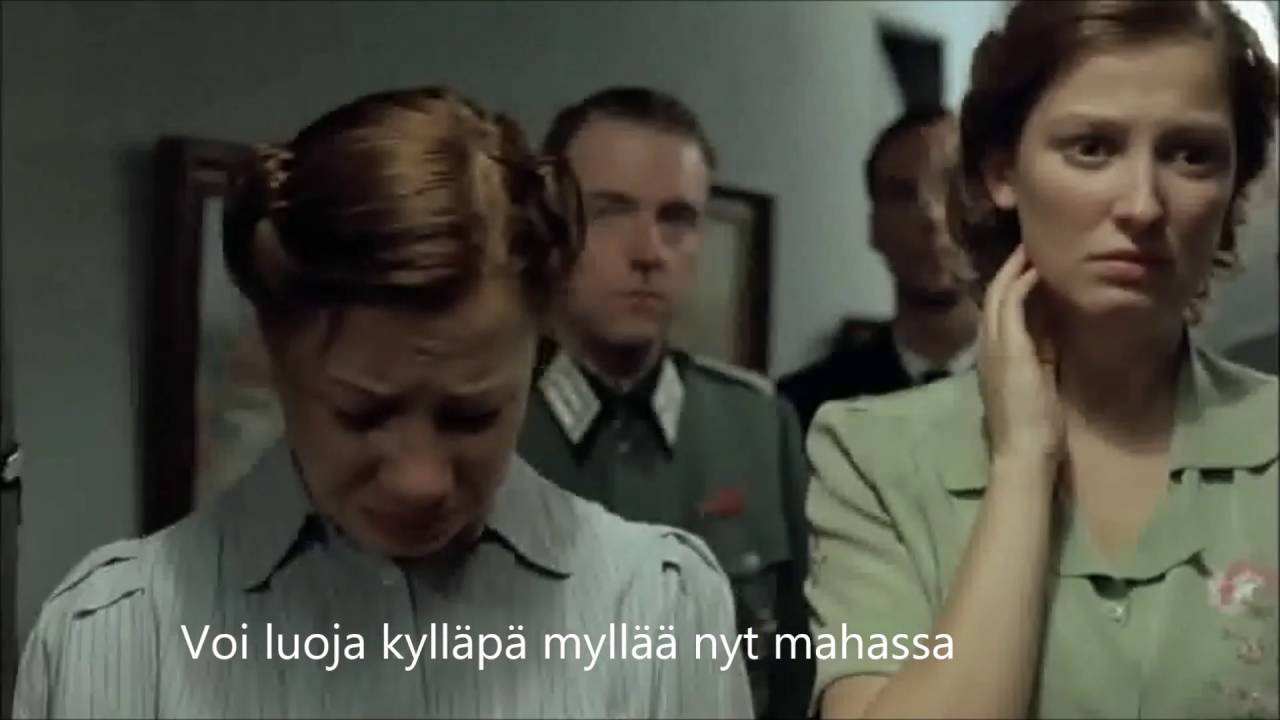 Hitler paskantaa housuunsa