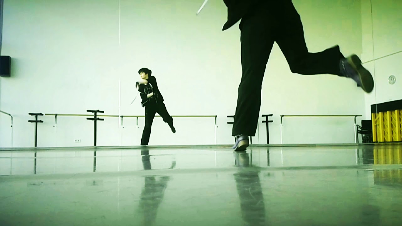 Welcome to the Jungle - Guns 'N' Roses - The Dancer in Black