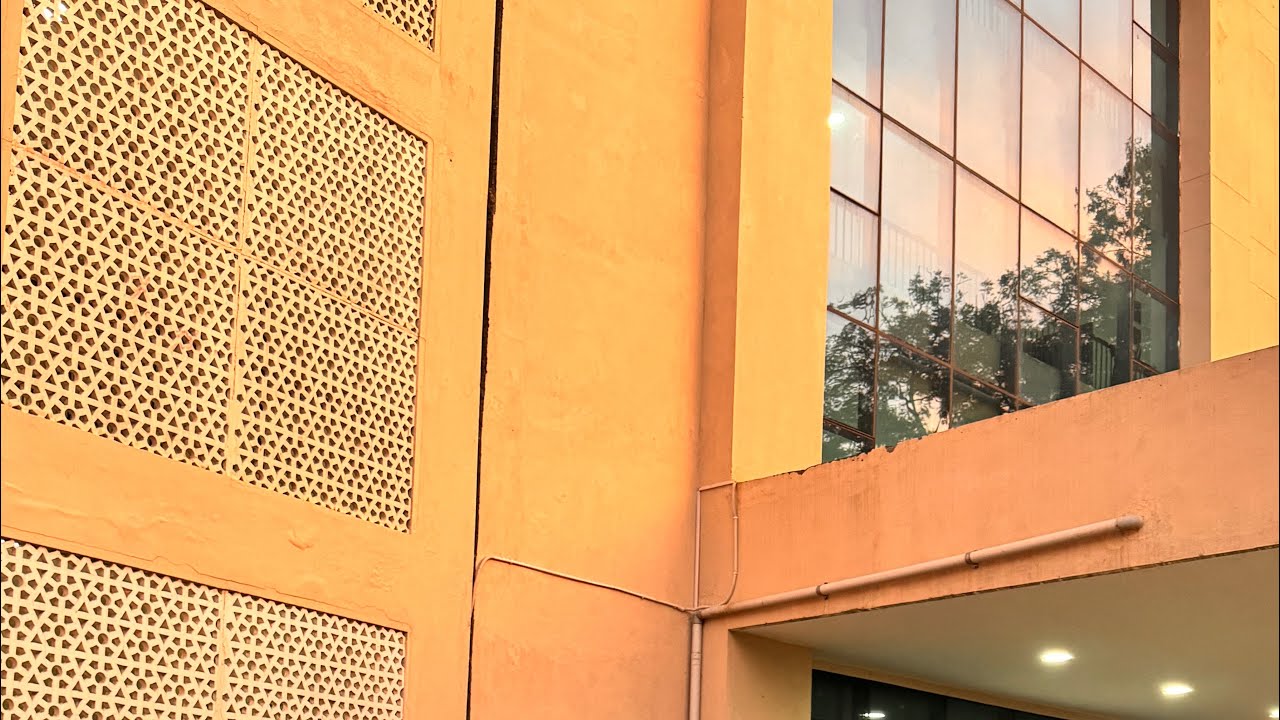   Taurus Sainik Aramgrah #delhi     #TaurusSainikAramgrah#video  