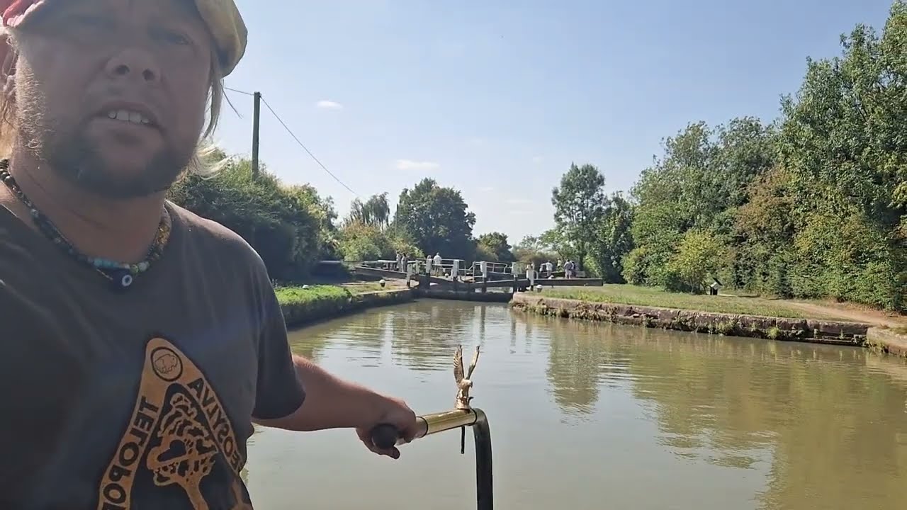 Dry Summer 2025 Ep4 - Broken locks and low water
