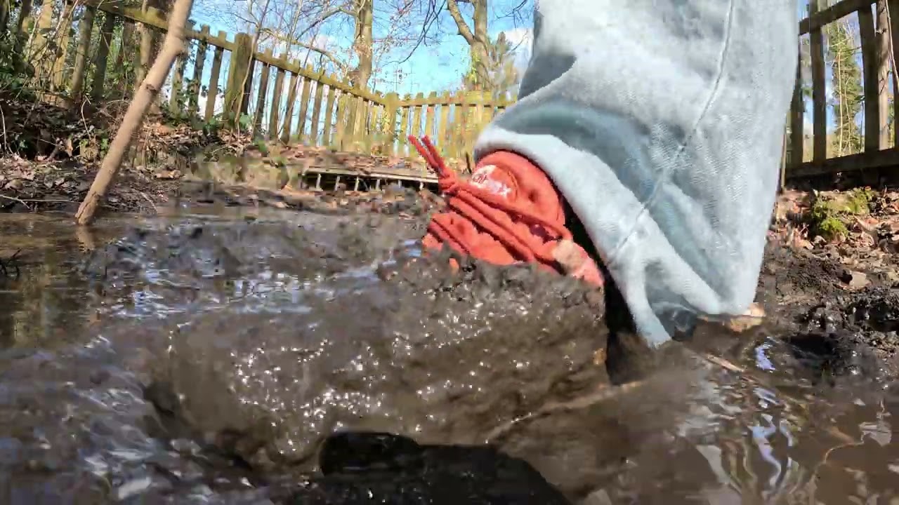 @ToKillSneakers NIKE AIR MAX 95 IN MUD AND WATER FOLLOWED BY ADIDAS SAMBA