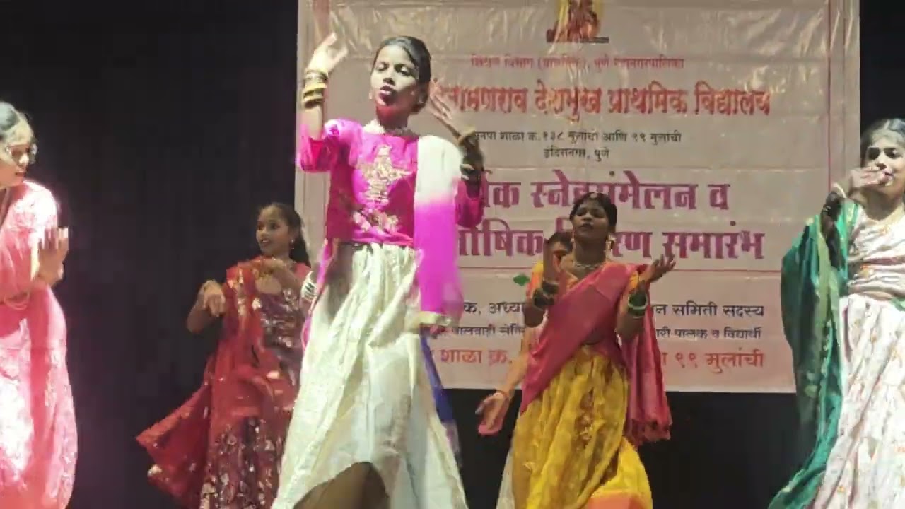 काना रडतो झोक्यामध्ये #dance #कान्हा #school #स्नेहसंमेलन #enjoy #gathring 