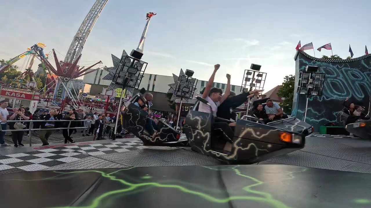 Lunapark Krasnal - karuzela Break Dancer On ride 1 Zielona Góra - Winobranie 2025