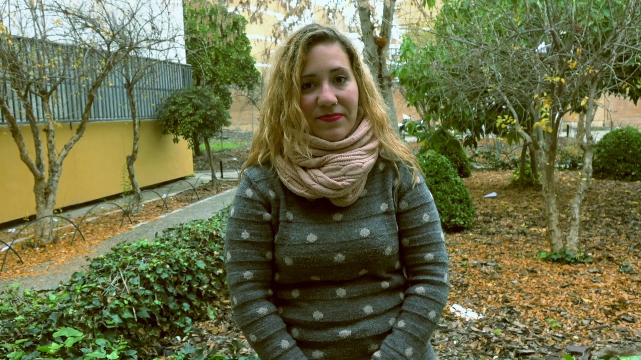 Manos que hablan - Cortometraje sobre la hipoacusia profunda o sordera en el contexto escolar