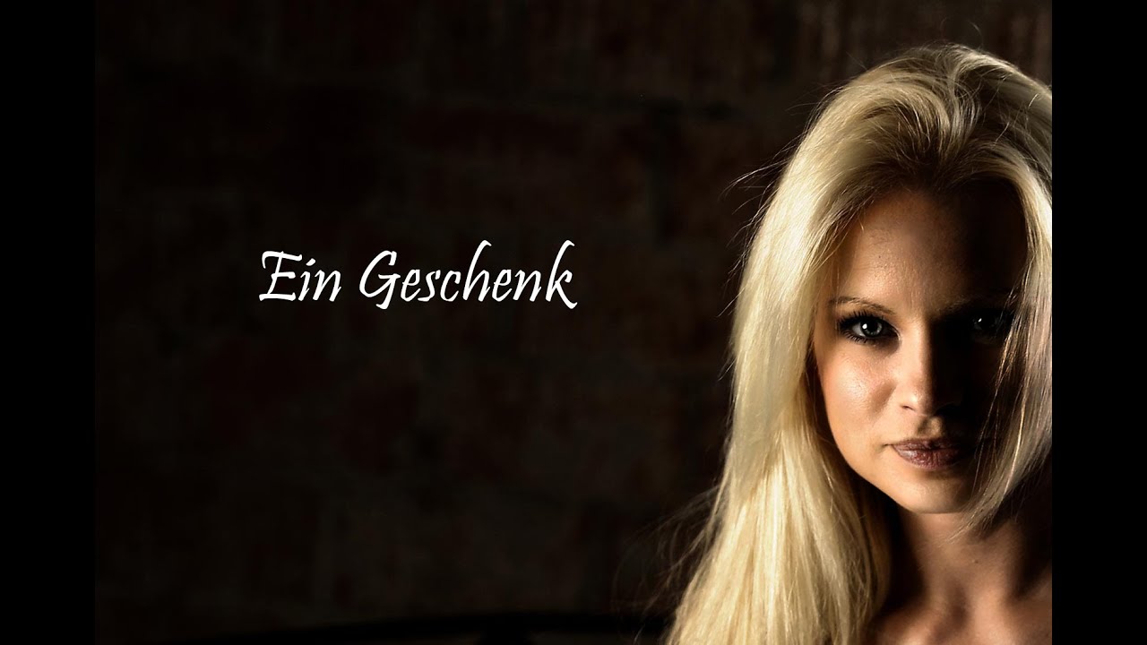 Ein Geschenk / Ewig Cover